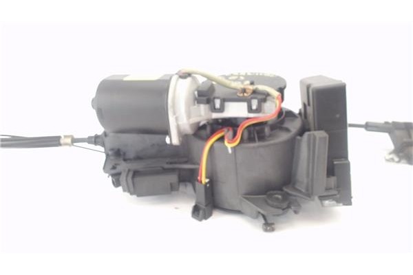 Recambio de motor cierre centralizado trasero izquierdo para kia carnival 2.9 crdi referencia OEM IAM PN16644545  