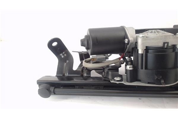 Recambio de motor cierre centralizado para kia carnival 2.9 crdi referencia OEM IAM PN16914988  