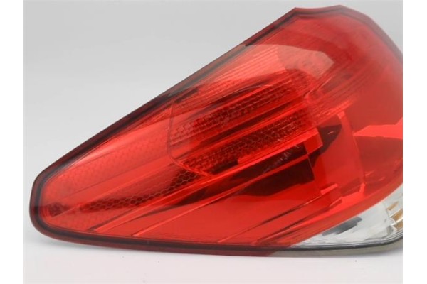 Recambio de piloto trasero izquierdo para subaru legacy v 2.0 d referencia OEM IAM 84912AJ100  