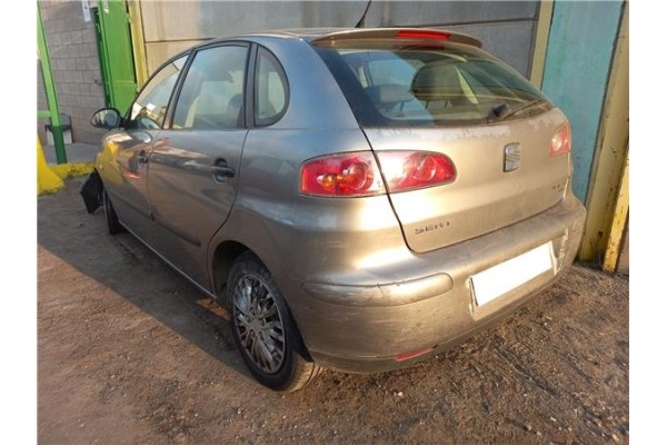 seat ibiza (6l1)(04.2002 ) del año 