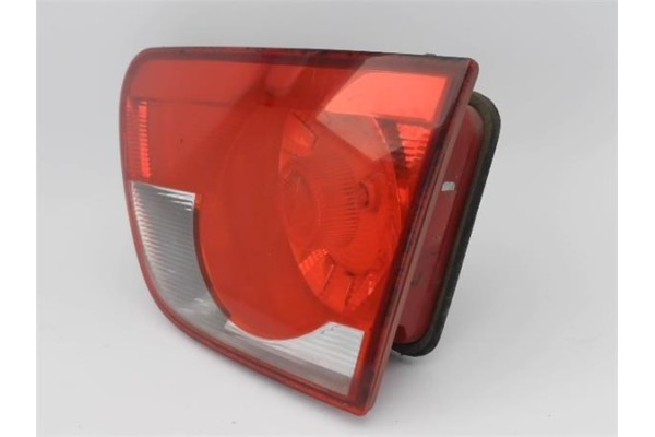 Recambio de piloto interior derecho para seat altea xl (5p5) 1.6 tdi referencia OEM IAM 5p8945094D 5P8945108B 