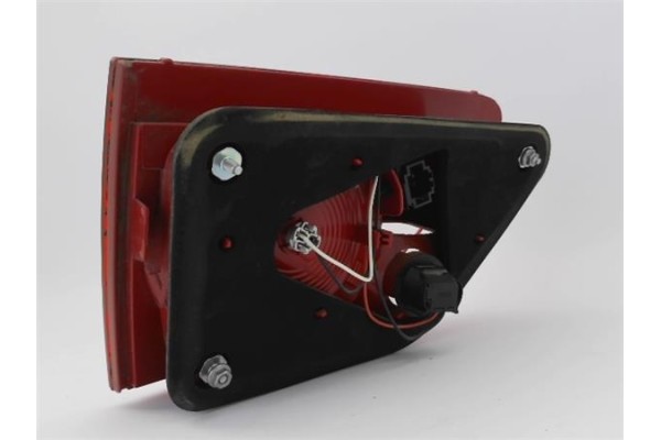 Recambio de piloto interior derecho para seat altea xl (5p5) 1.6 tdi referencia OEM IAM 5p8945094D 5P8945108B 