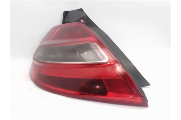 Recambio de piloto trasero izquierdo para renault megane ii (bm0/1_, cm0/1_) 1.5 dci referencia OEM IAM   