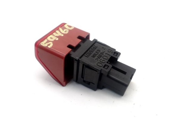 Recambio de interruptor luces emergencia para nissan micra (k12e) 1.2 16v referencia OEM IAM 25290AX000  