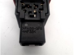 Recambio de interruptor luces emergencia para nissan micra (k12e) 1.2 16v referencia OEM IAM 25290AX000  