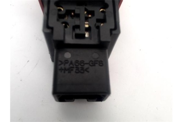 Recambio de interruptor luces emergencia para nissan micra (k12e) 1.2 16v referencia OEM IAM 25290AX000  