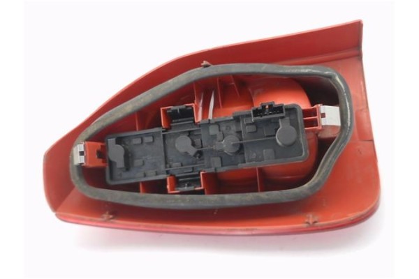 Recambio de piloto trasero derecho para citroen xsara picasso 1.6 referencia OEM IAM 6351N0 89300249 