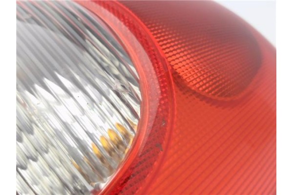 Recambio de piloto trasero derecho para citroen xsara picasso 1.6 referencia OEM IAM 6351N0 89300249 