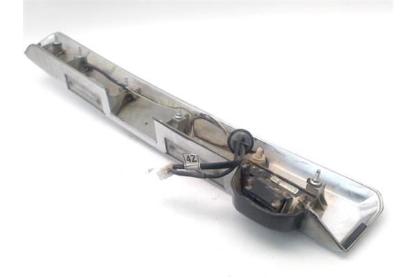 Recambio de moldura porton trasero para chevrolet captiva 2.0 d referencia OEM IAM 95276422 96624637 