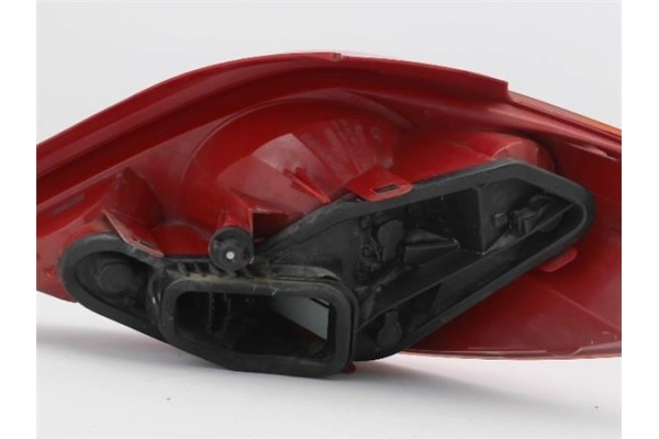 Recambio de piloto trasero izquierdo para peugeot 207 1.4 confort referencia OEM IAM 6350Y7  