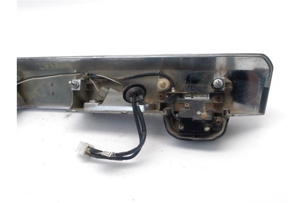 Recambio de moldura porton trasero para chevrolet captiva 2.0 d referencia OEM IAM 95276422 96624637 