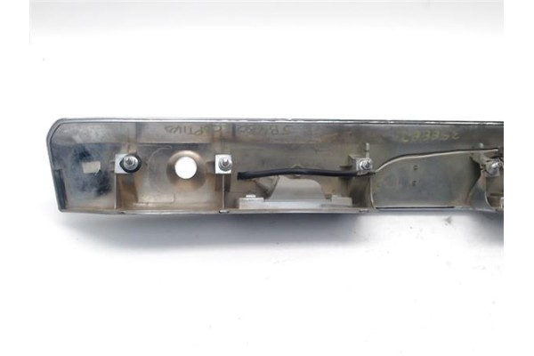 Recambio de moldura porton trasero para chevrolet captiva 2.0 d referencia OEM IAM 95276422 96624637 