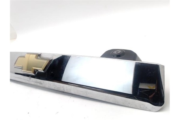 Recambio de moldura porton trasero para chevrolet captiva 2.0 d referencia OEM IAM 95276422 96624637 