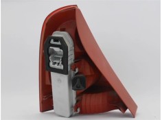Recambio de piloto trasero derecho para renault clio ii fase ii (b/cb0) 1.5 campus referencia OEM IAM 8200071414  
