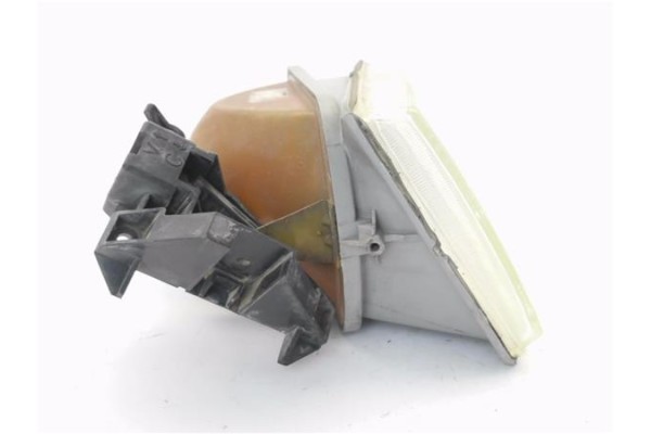 Recambio de faro delantero dcho para peugeot 205 mito 1.1 referencia OEM IAM 6205A4  