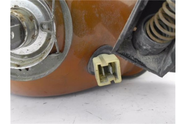Recambio de faro delantero dcho para peugeot 205 mito 1.1 referencia OEM IAM 6205A4  
