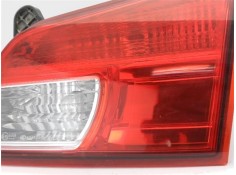 Recambio de piloto interior derecho para subaru legacy v 2.0 d referencia OEM IAM 84912AJ250  