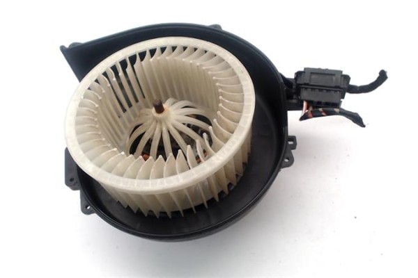 Recambio de motor calefaccion para seat ibiza berlina (6j5) 1.4 referencia OEM IAM 6Q1819015J  
