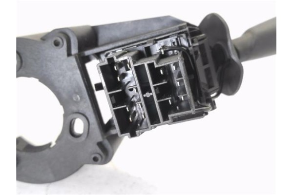 Recambio de mando intermitencia para ligier x-too 0.5 lombardini referencia OEM IAM 200101001  