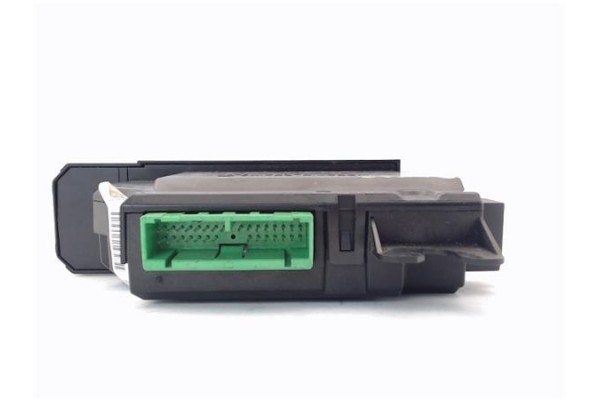 Recambio de mando elevalunas para volvo s60 berlina 2.4 d5 referencia OEM IAM 30658116  
