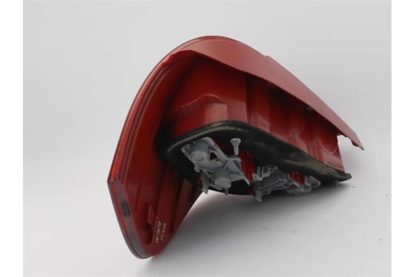 Recambio de piloto trasero derecho para mercedes-benz clase a (bm 169) 2.0 a 180 cdi (169.007) referencia OEM IAM A1698200464  