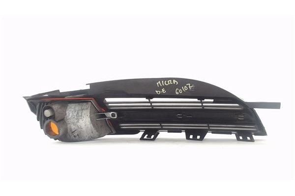 Recambio de rejilla paragolpes delantero izquierda para nissan micra (k12e) 1.2 16v referencia OEM IAM 62330AX600  