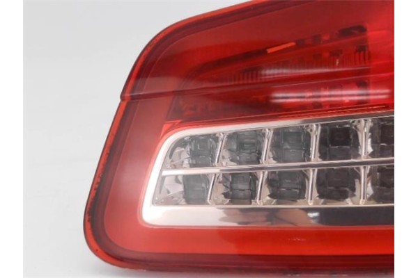 Recambio de piloto interior derecho para citroen c5 berlina 2.0 audace referencia OEM IAM 9687582980  