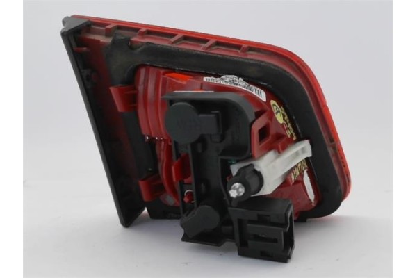 Recambio de piloto interior derecho para citroen c5 berlina 2.0 audace referencia OEM IAM 9687582980  