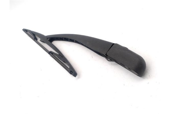 Recambio de brazo limpiaparabrisas trasero para citroen c3 1.1 i referencia OEM IAM 6426LW  