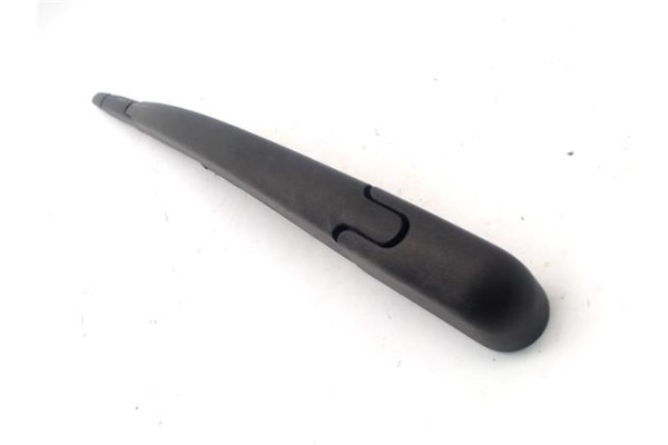 Recambio de brazo limpiaparabrisas trasero para citroen c3 1.1 i referencia OEM IAM 6426LW  