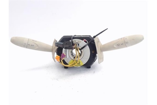 Recambio de mando intermitencia para fiat 500 1.3 d multijet referencia OEM IAM   