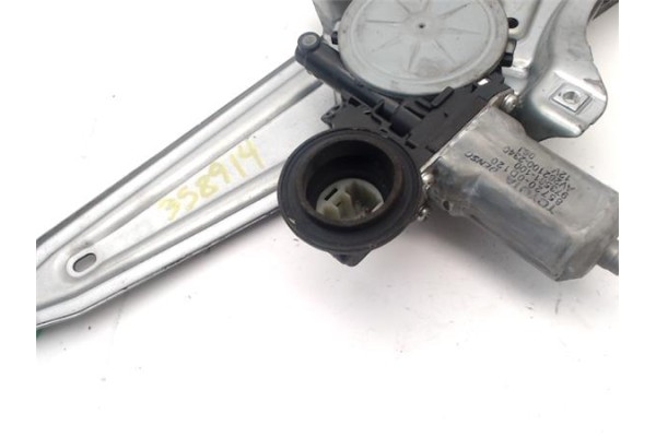 Recambio de elevalunas electrico trasero derecho para toyota auris (e15) 2.0 d-4d referencia OEM IAM 8572035140 973581100 