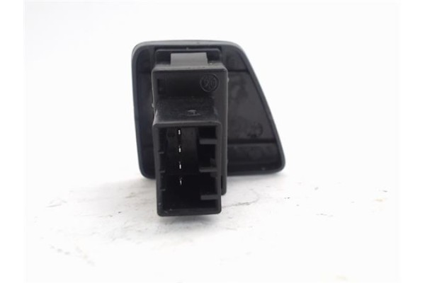 Recambio de mando elevalunas delantero derecho para fiat 500 1.3 d multijet referencia OEM IAM   