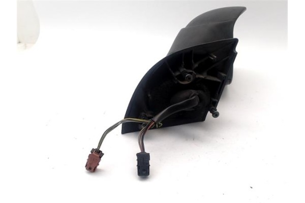 Recambio de retrovisor electrico derecho para citroen c3 1.4 hdi referencia OEM IAM 8153G1  