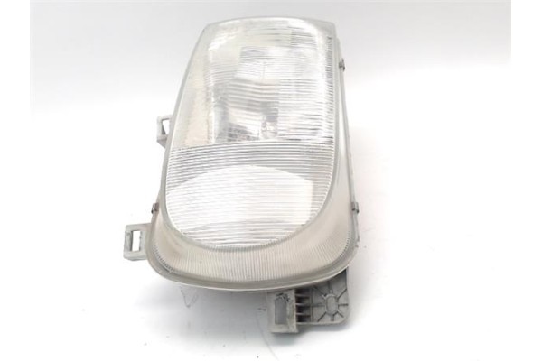 Recambio de faro delantero dcho para nissan vanette cargo (hc23) 2.3 d referencia OEM IAM 260107C002  