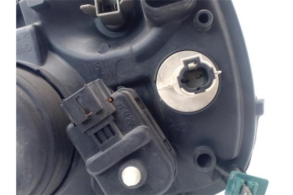 Recambio de faro delantero dcho para nissan micra (k11) 1.0 i 16v referencia OEM IAM B60106F600  