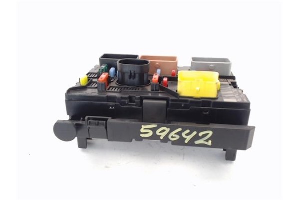 Recambio de caja fusibles/rele para citroen c3 1.1 i referencia OEM IAM 9659741780  