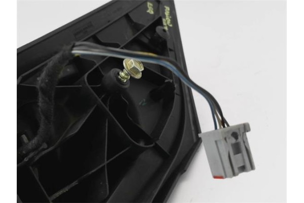 Recambio de retrovisor electrico izquierdo para ford fusion (cbk) 1.4 referencia OEM IAM 1567125  