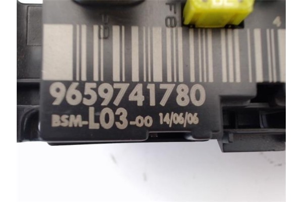 Recambio de caja fusibles/rele para citroen c3 1.1 i referencia OEM IAM 9659741780  