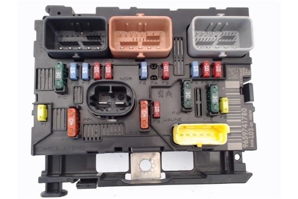 Recambio de caja fusibles/rele para citroen c3 1.1 i referencia OEM IAM 9659741780  