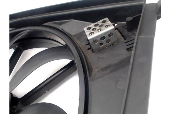 Recambio de electroventilador para renault megane iv berlina 5p 1.2 experience referencia OEM IAM 214813939R  