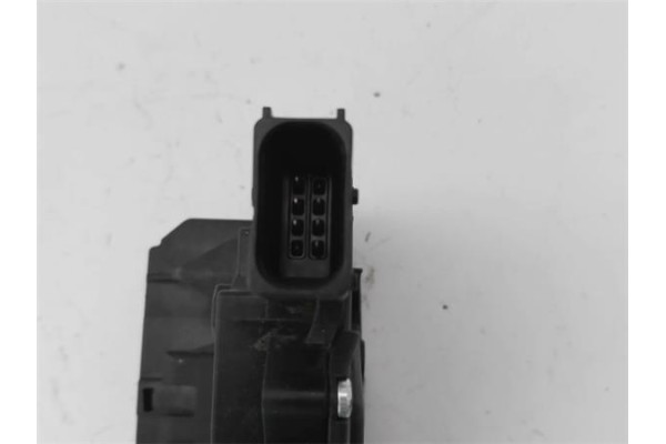 Recambio de cierre electromagnetico trasero derecho para citroen jumper furgón 2.2 hdi 120 referencia OEM IAM 1612486980  