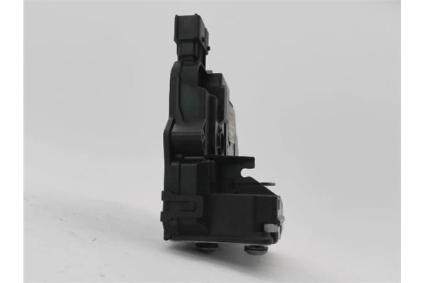 Recambio de cierre electromagnetico trasero derecho para citroen jumper furgón 2.2 hdi 120 referencia OEM IAM 1612486980  