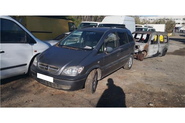 opel zafira a (1999) del año 