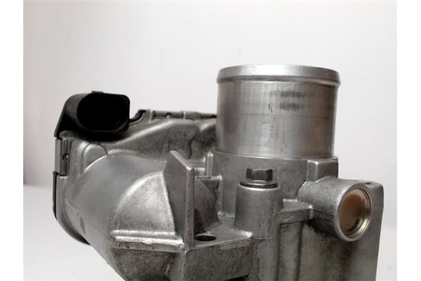Recambio de egr para renault megane ii (bm0/1_, cm0/1_) 2.0 dci (bm1k, cm1k) referencia OEM IAM 8200330810  93161581 , OPEL