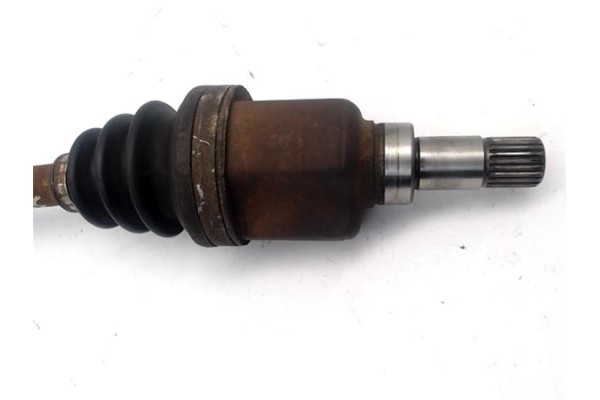 Recambio de palier delantero izquierdo para peugeot 207 1.6 16v vti referencia OEM IAM 3272PV  