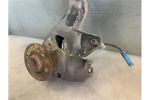 Recambio de mangueta trasero derecha para mini cabrio (r52) 1.6 cooper referencia OEM IAM 33326769026  