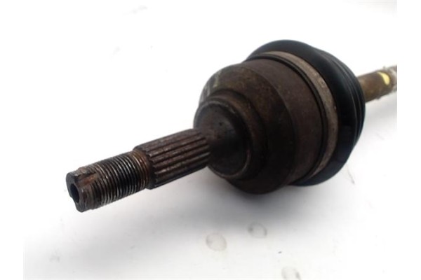 Recambio de palier delantero izquierdo para peugeot 207 1.6 16v vti referencia OEM IAM 3272PV  