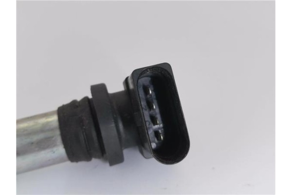 Recambio de bobina encendido para volkswagen polo iv (9n3) 1.4 advance referencia OEM IAM 036905715A  