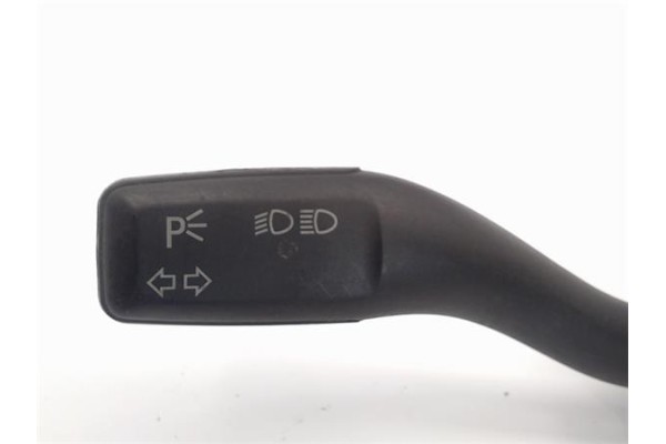 Recambio de mando intermitencia para audi a4 avant (8e) referencia OEM IAM 8E0953513A KL001104401 